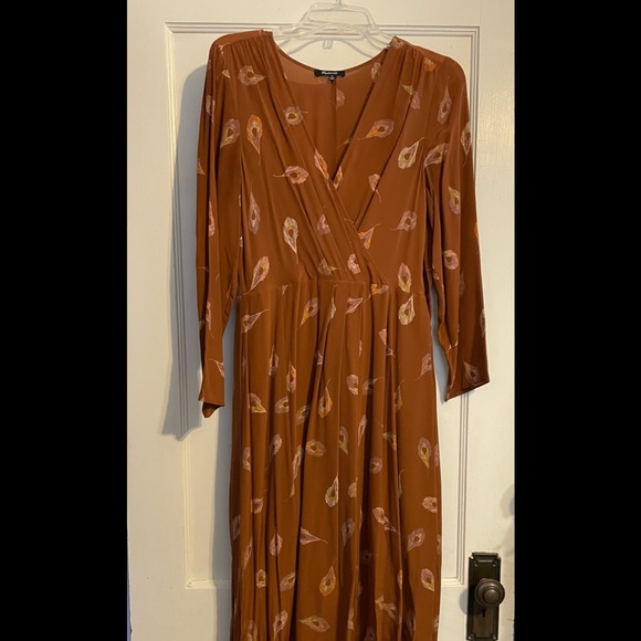 Madewell silk maxi dress in nightflower feather print - Picture 4 of 8